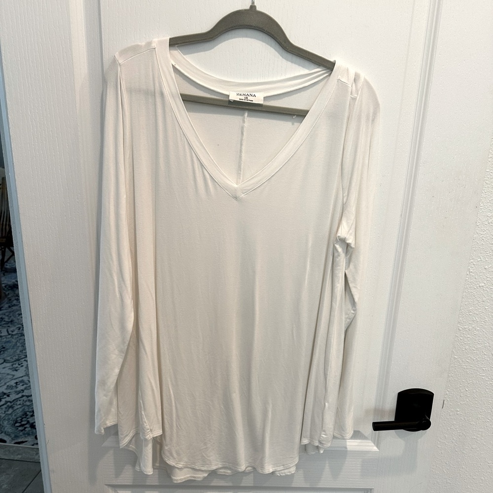 Long sleeve white V neck shirt